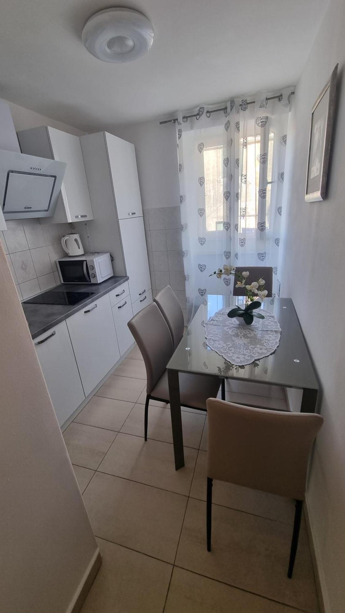 Apartment Vestibul Inn Спліт Екстер'єр фото
